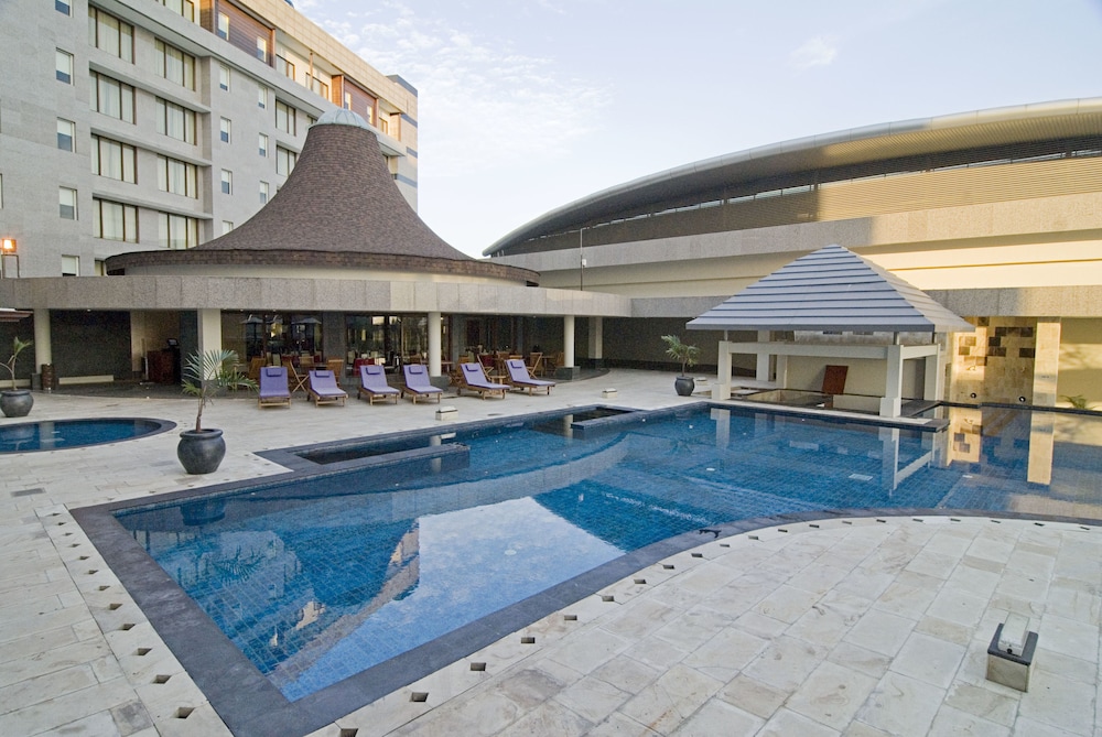 Labersa Grand Hotel And Convention Center 7/48