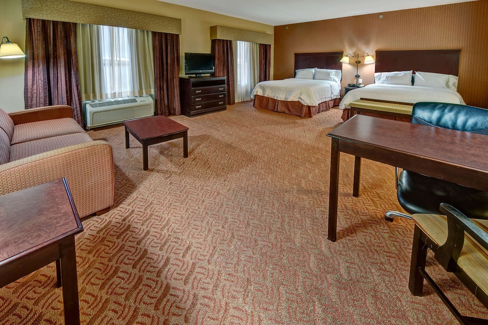 Hampton Inn and Suites Corsicana 42/62