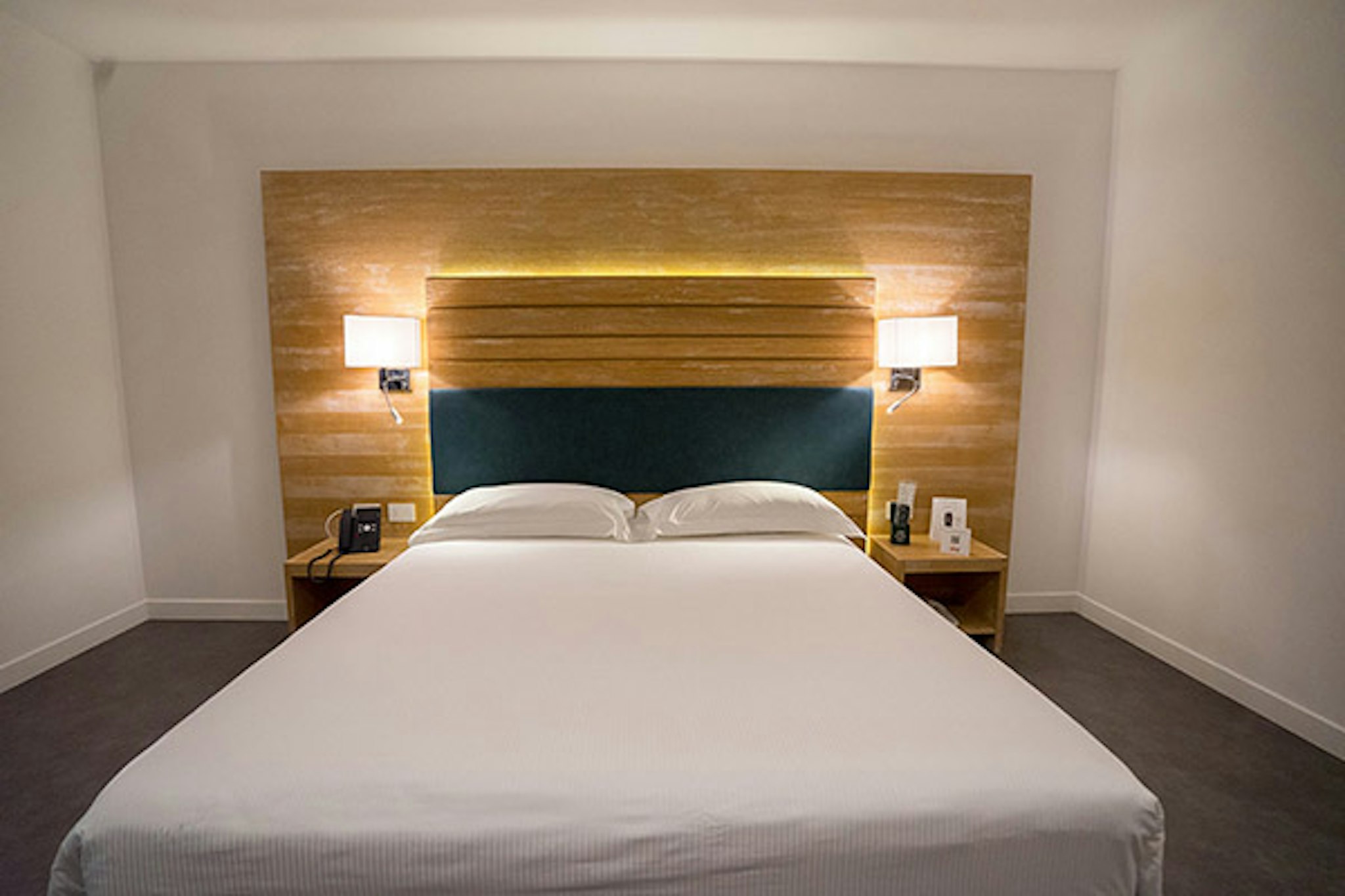 Pm Hotel 25/60