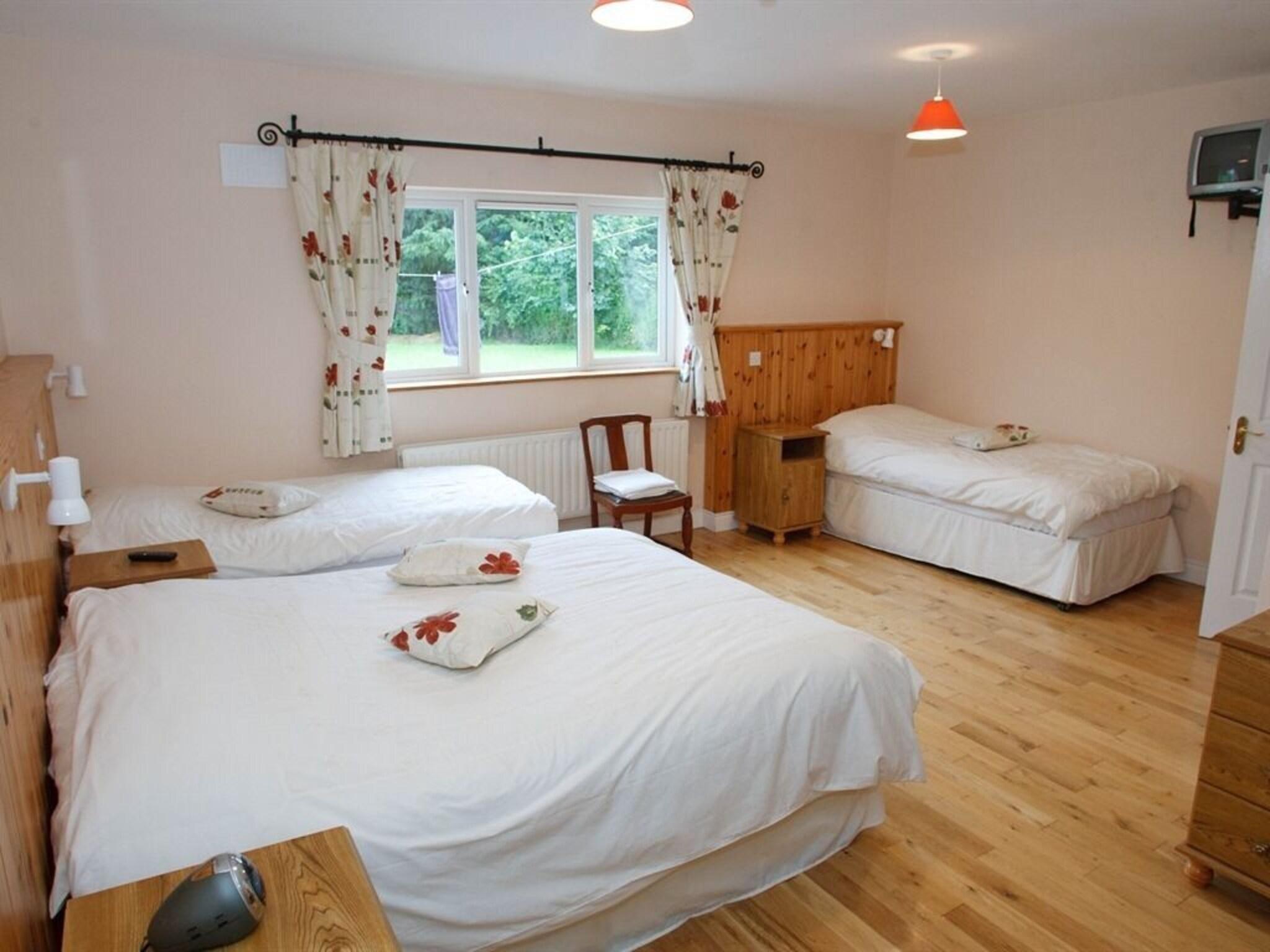 Dun Cromain Bed & Breakfast 4/22