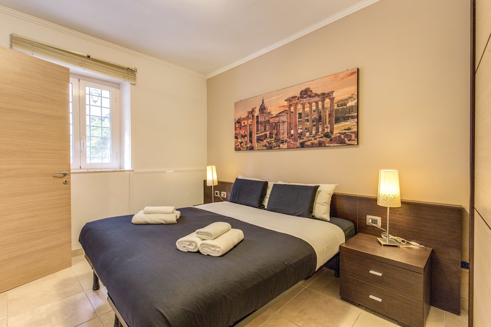 1 BEDROOM, APARTMENT, QUEEN BED, GROUND FLOOR