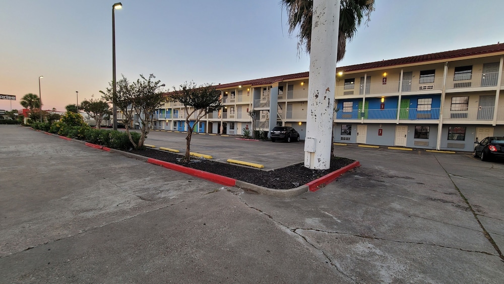 La Quinta Inn by Wyndham Corpus Christi South 29/33