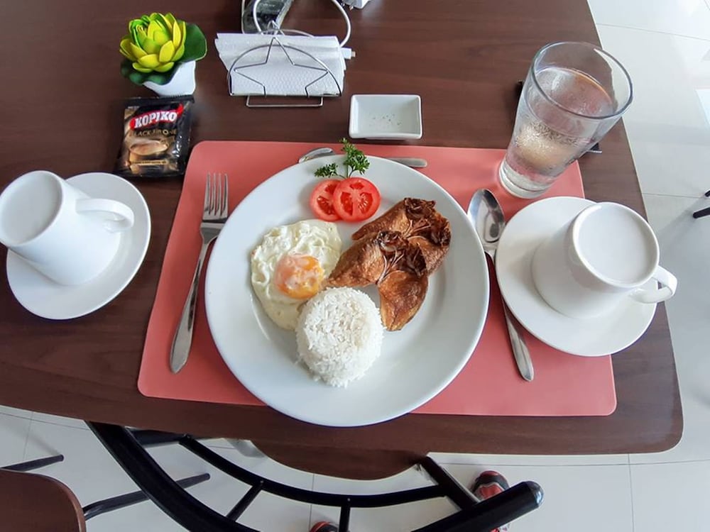 Cres Ebo Mansion Hotel And Bistro 18/20