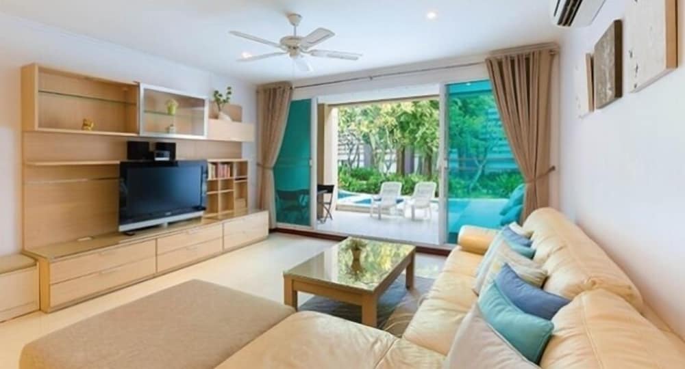 Baan San Ploen Condominium By Renvio 40/54
