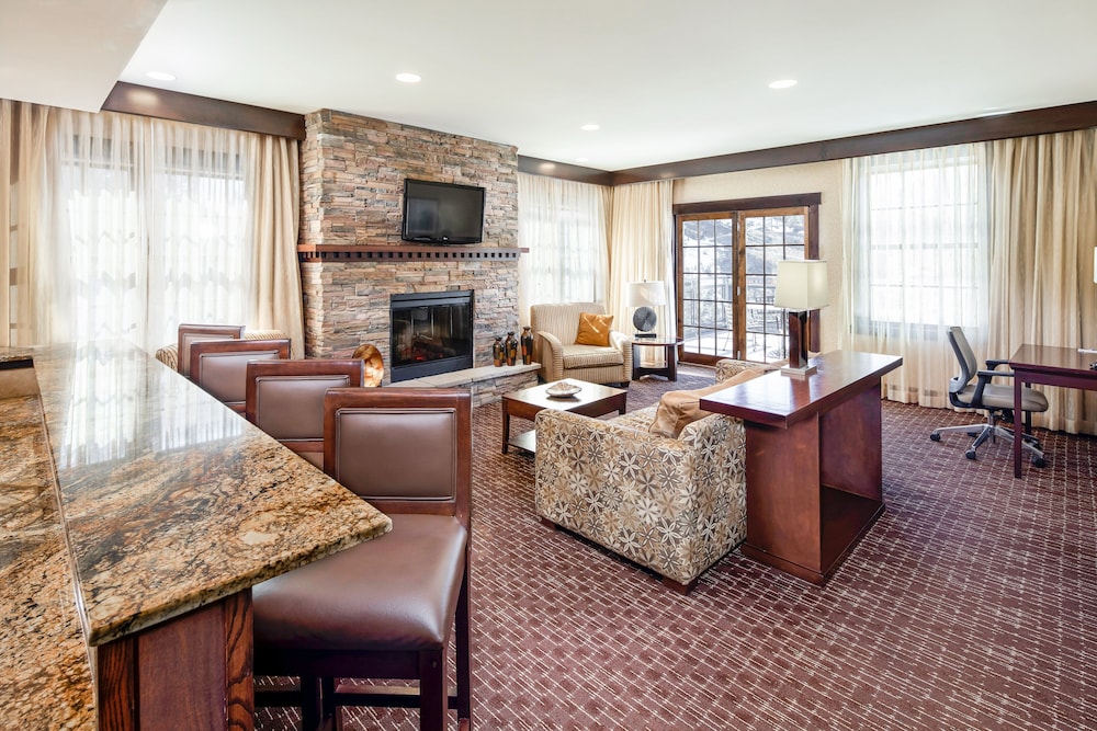 Holiday Inn Resort Deadwood Mountain Grand 62/78