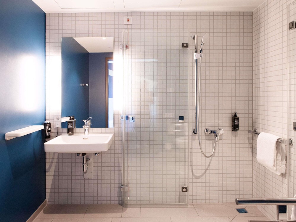 ibis budget Hotel Berlin Airport 40/45