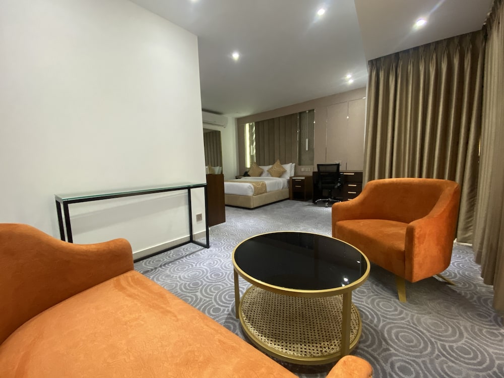 Unique Regency Hotel Dhaka 59/65