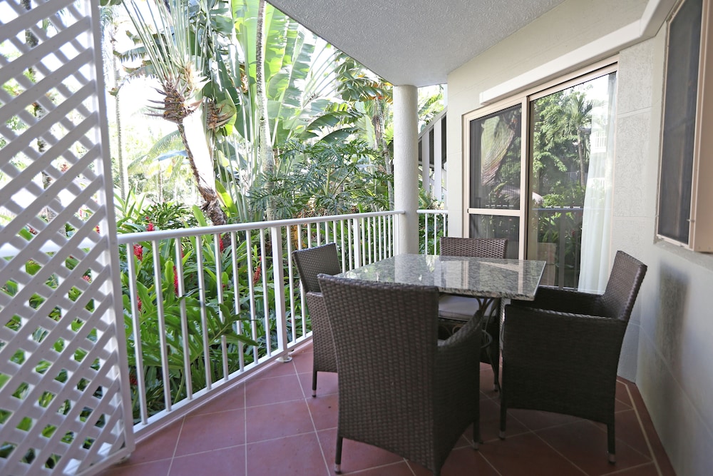 CAIRNS BEACH RESORT 23/49