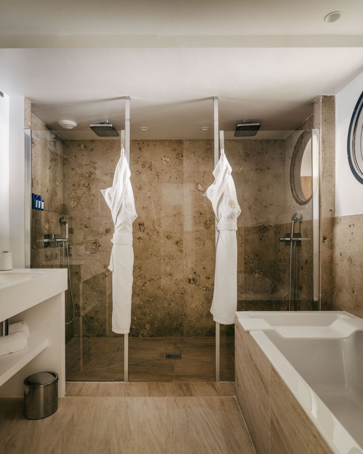 Hotel Les Roches Blanches 50/50