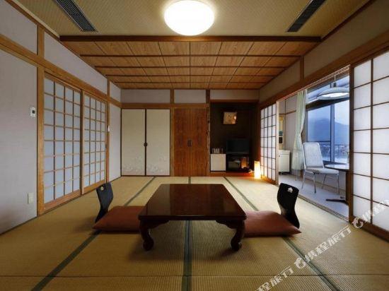Hotel Shikimi 23/36