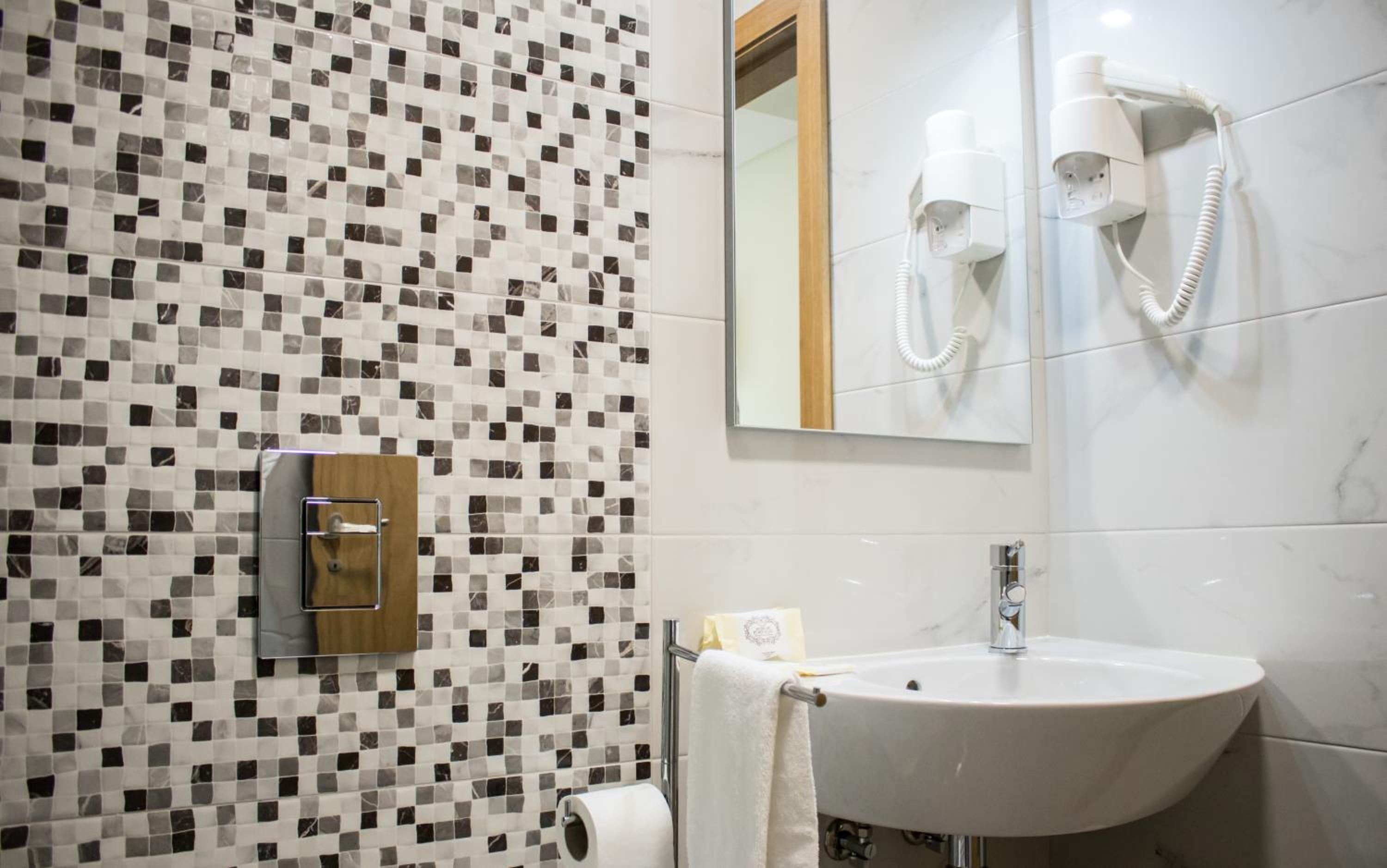 HOTEL IMPERIO DO MINHO 47/48