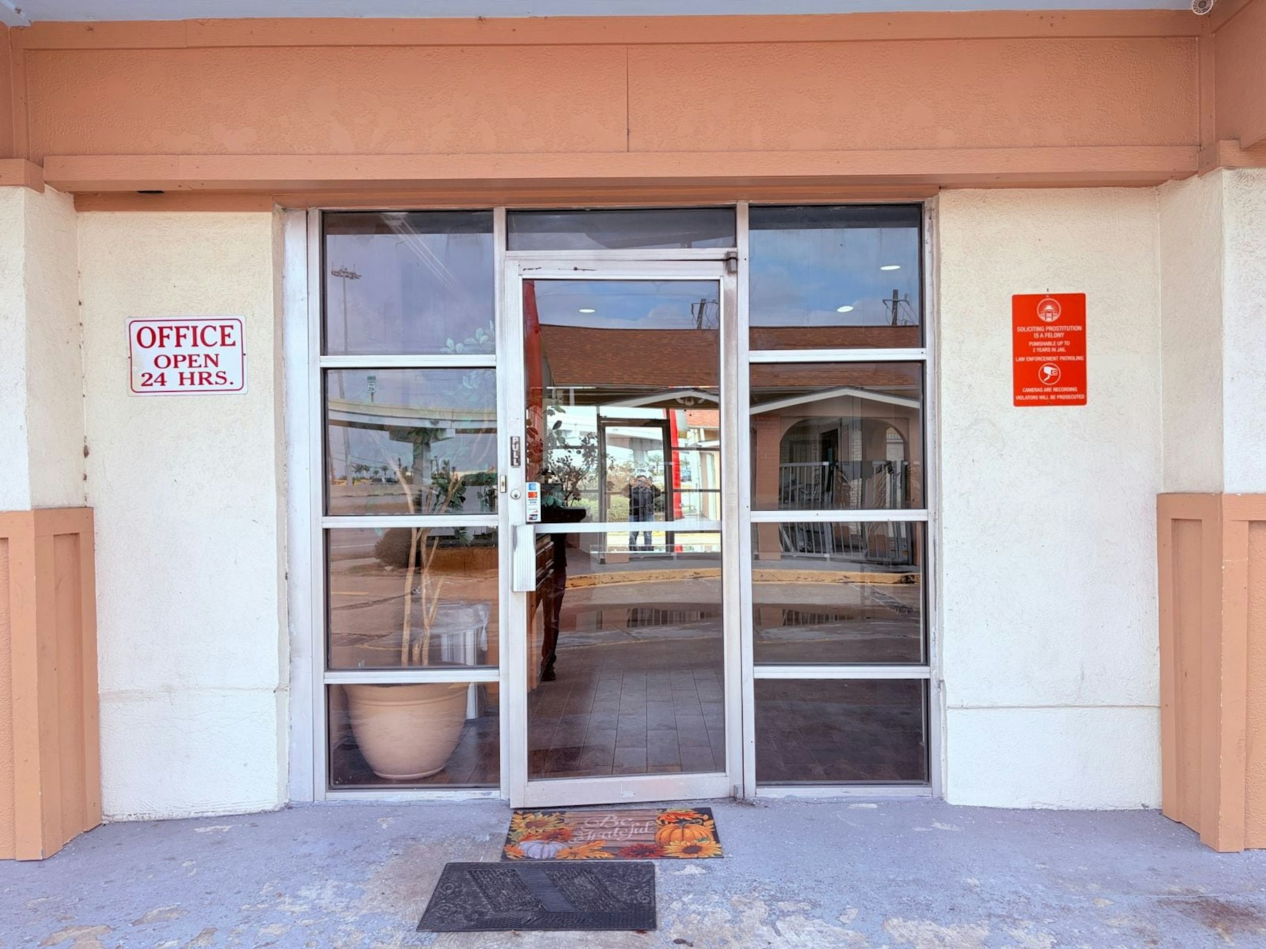 Regency Inn Houston near Hobby Airport in HOUSTON - TX