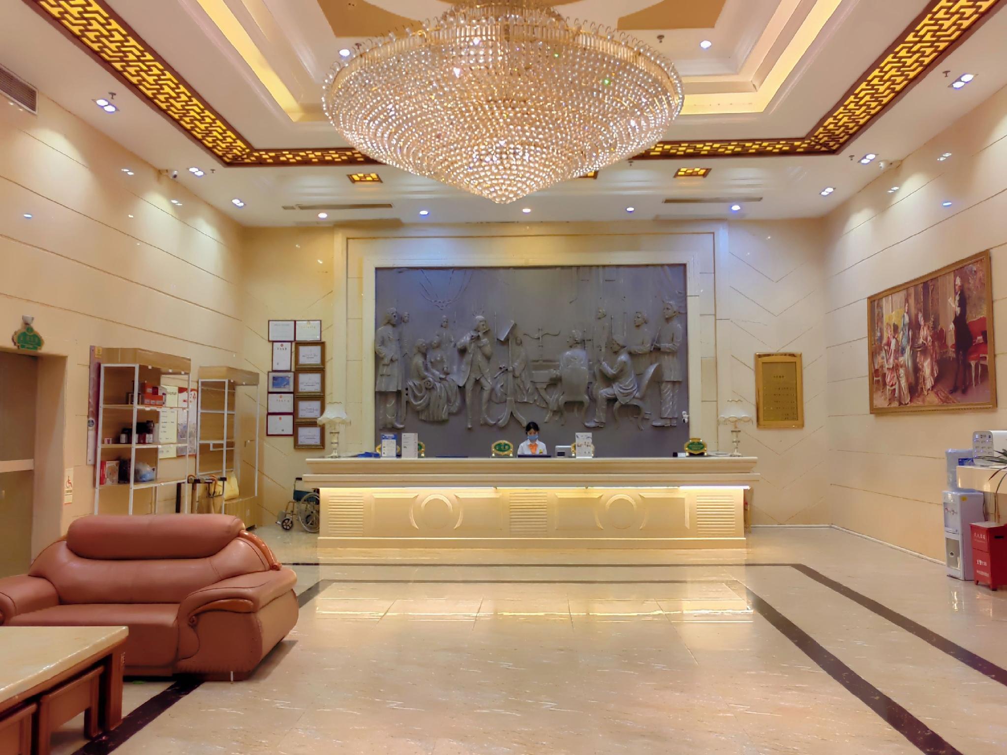 Vienna International Hotel (Jieyang Chaoshan Airport) 5/31