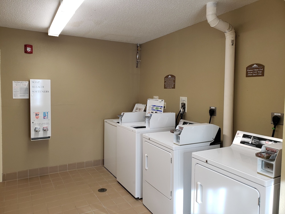 Microtel Inn and Suites Dover 6/36