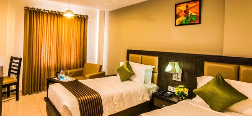 Plazza Hotel Trichy 24/42