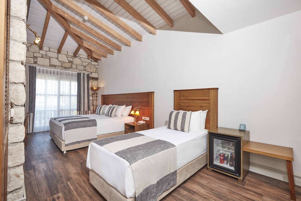 Alabora Otel Alacati 12/50
