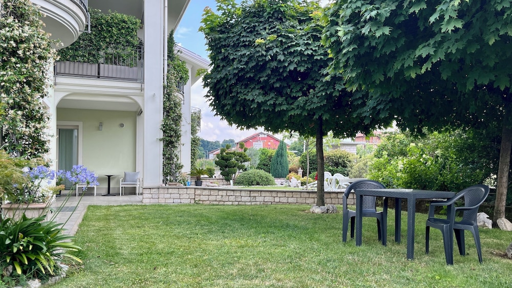 Bed&amp;Breakfast EREMES 45/50