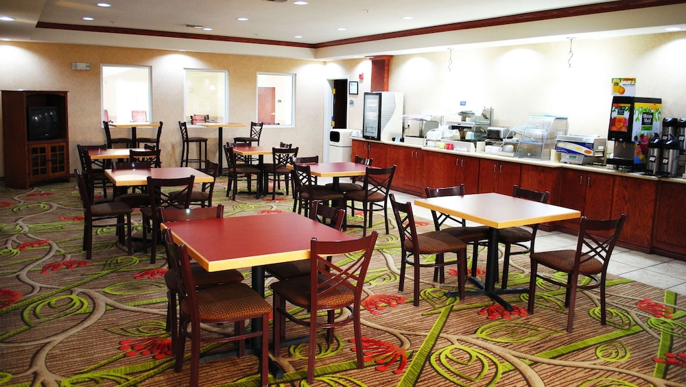 Magnuson Hotel Commerce 30/34