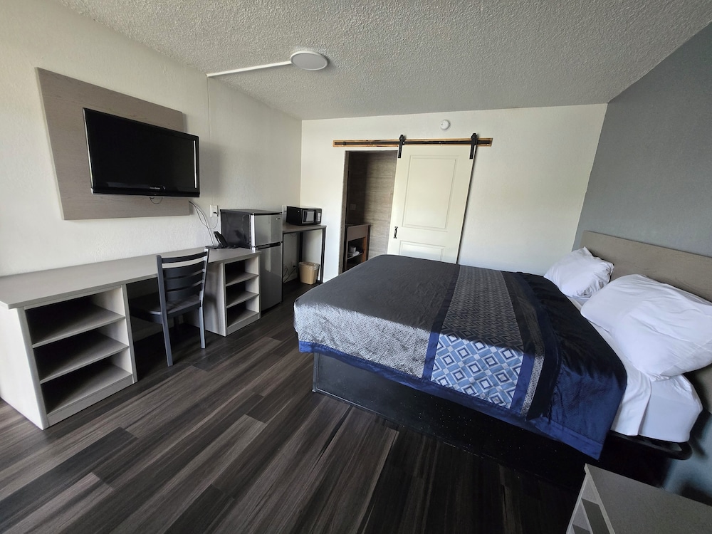 Stay Inn and Suites 19/76