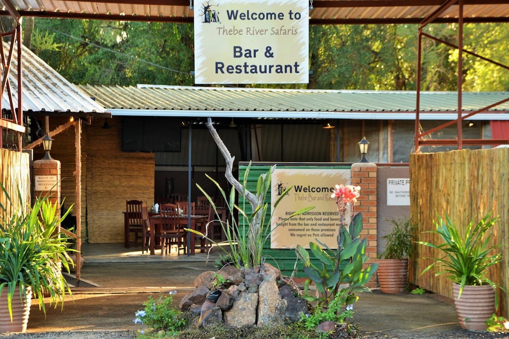 Thebe River Safaris 1/31