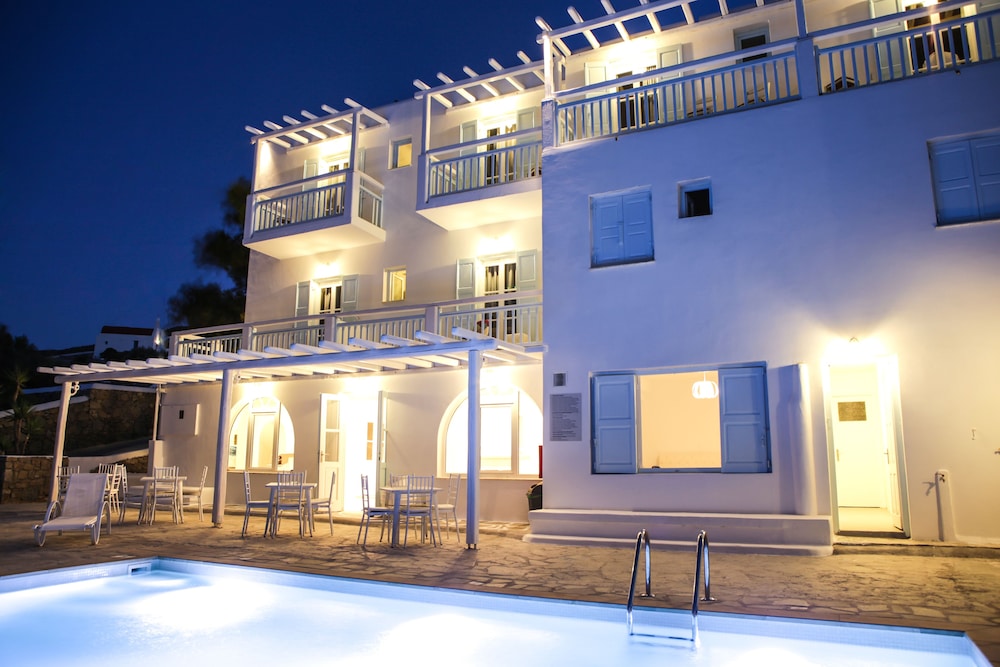 Anamar Blu in MYKONOS