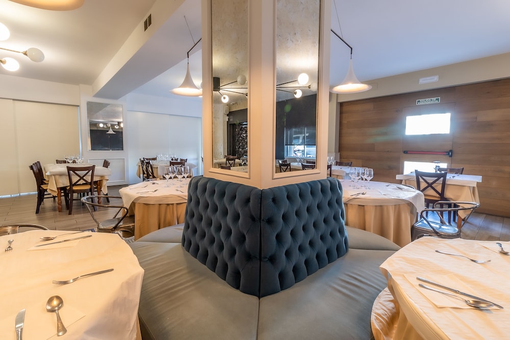 Hotel Kika 44/50