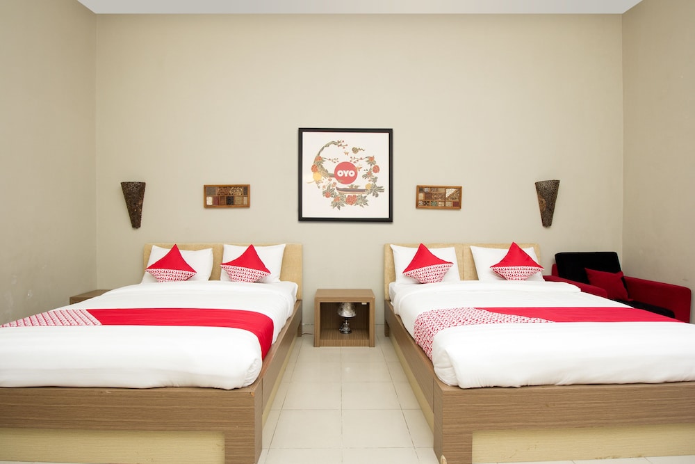 Collection O 1061 Aliya Homestay 8/41