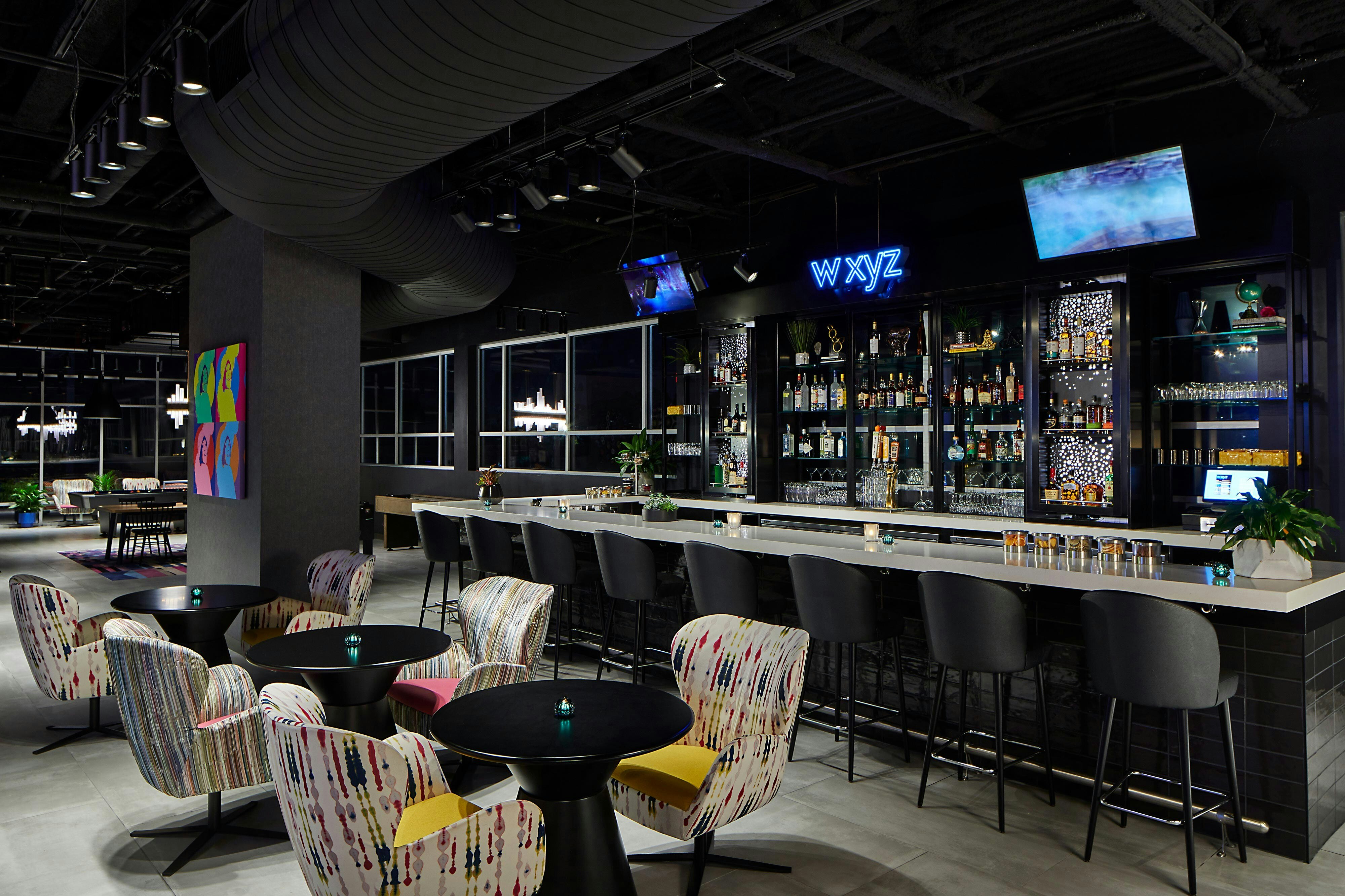 Aloft Chattanooga Hamilton Place 42/62