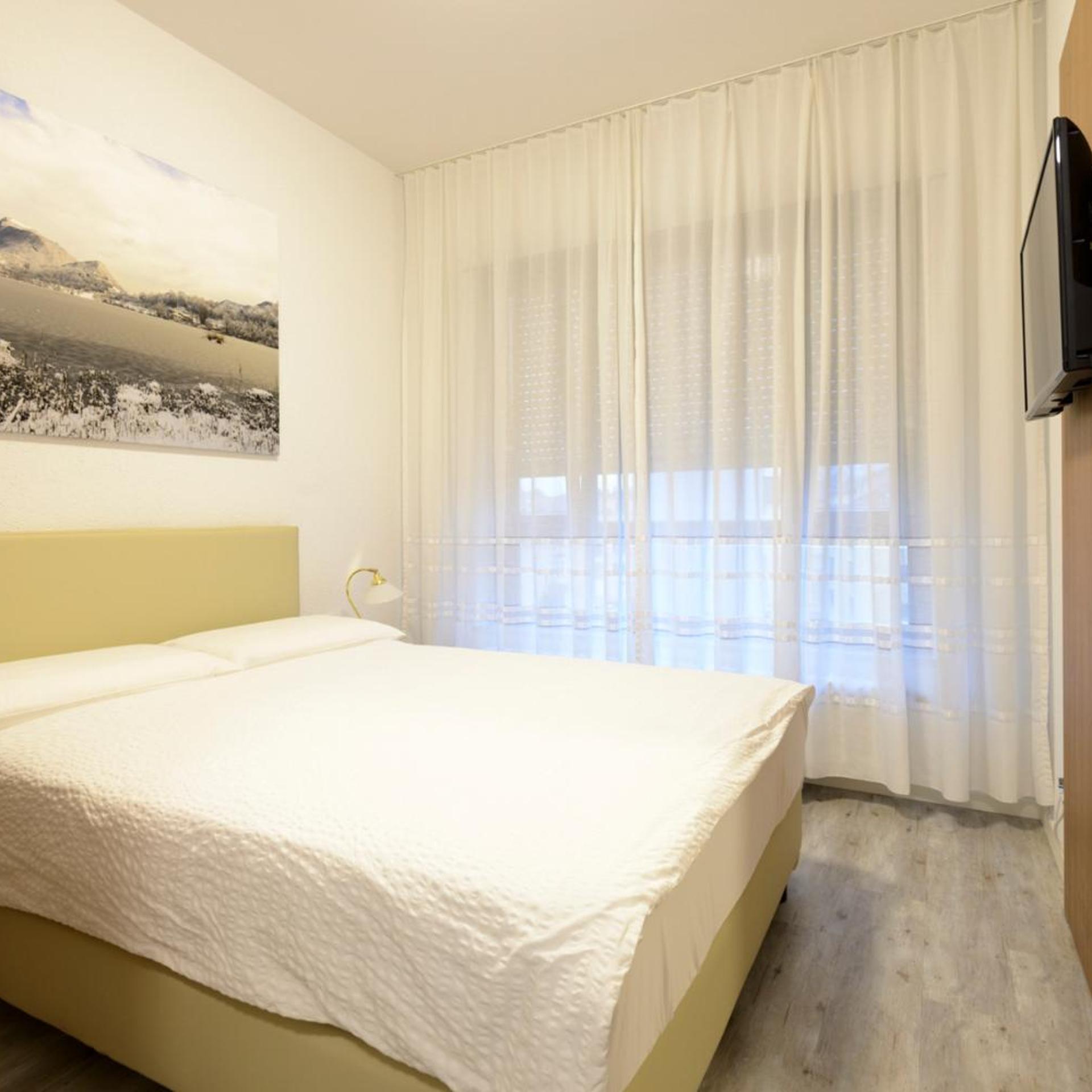 HOTEL CERESIO 23/54