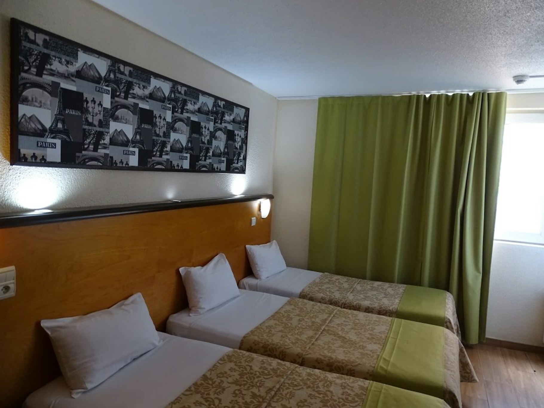 Euro Hotel Paris Creteil 5/36