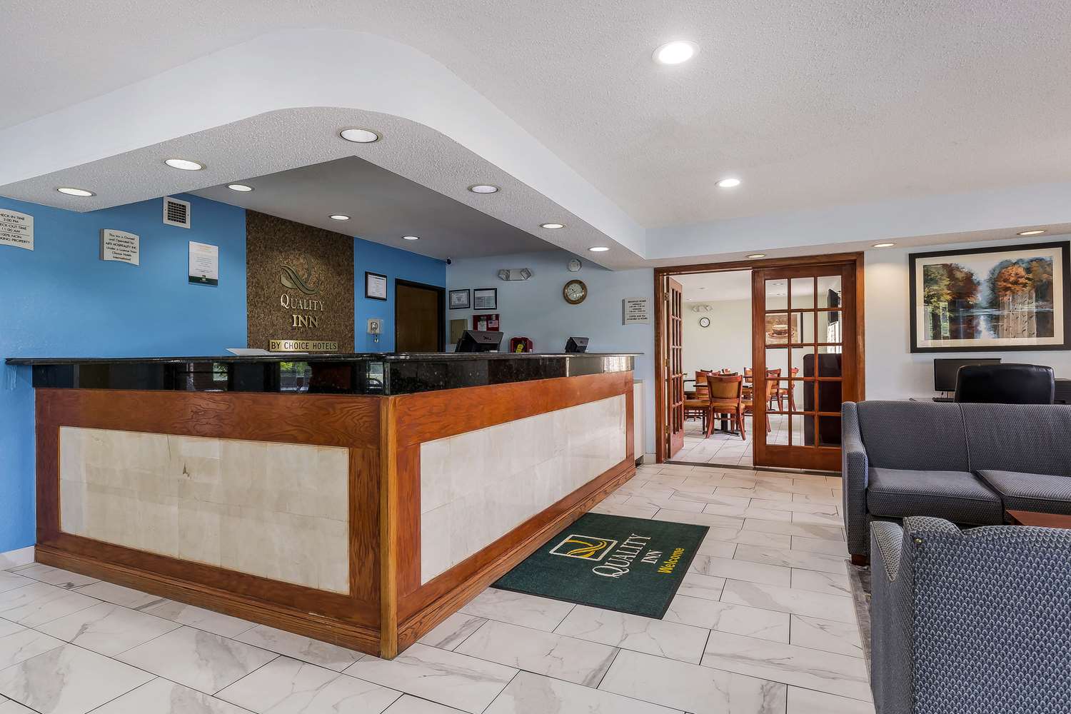 Quality Inn Sycamore - DeKalb 7/43