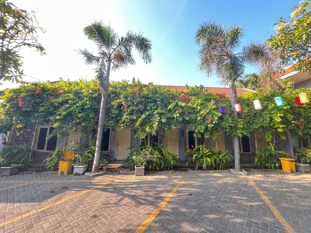 Clover Homestay 51/65