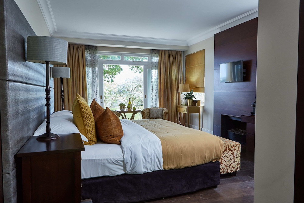 The Devon Valley Hotel 13/50
