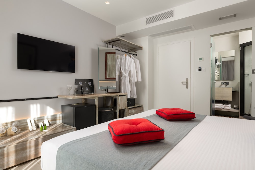 Elakati Luxury Boutique Hotel - Adults Only 9/34