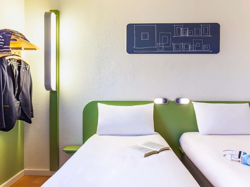 Ibis Budget Marne La Vallee Pontault Combault 17/61