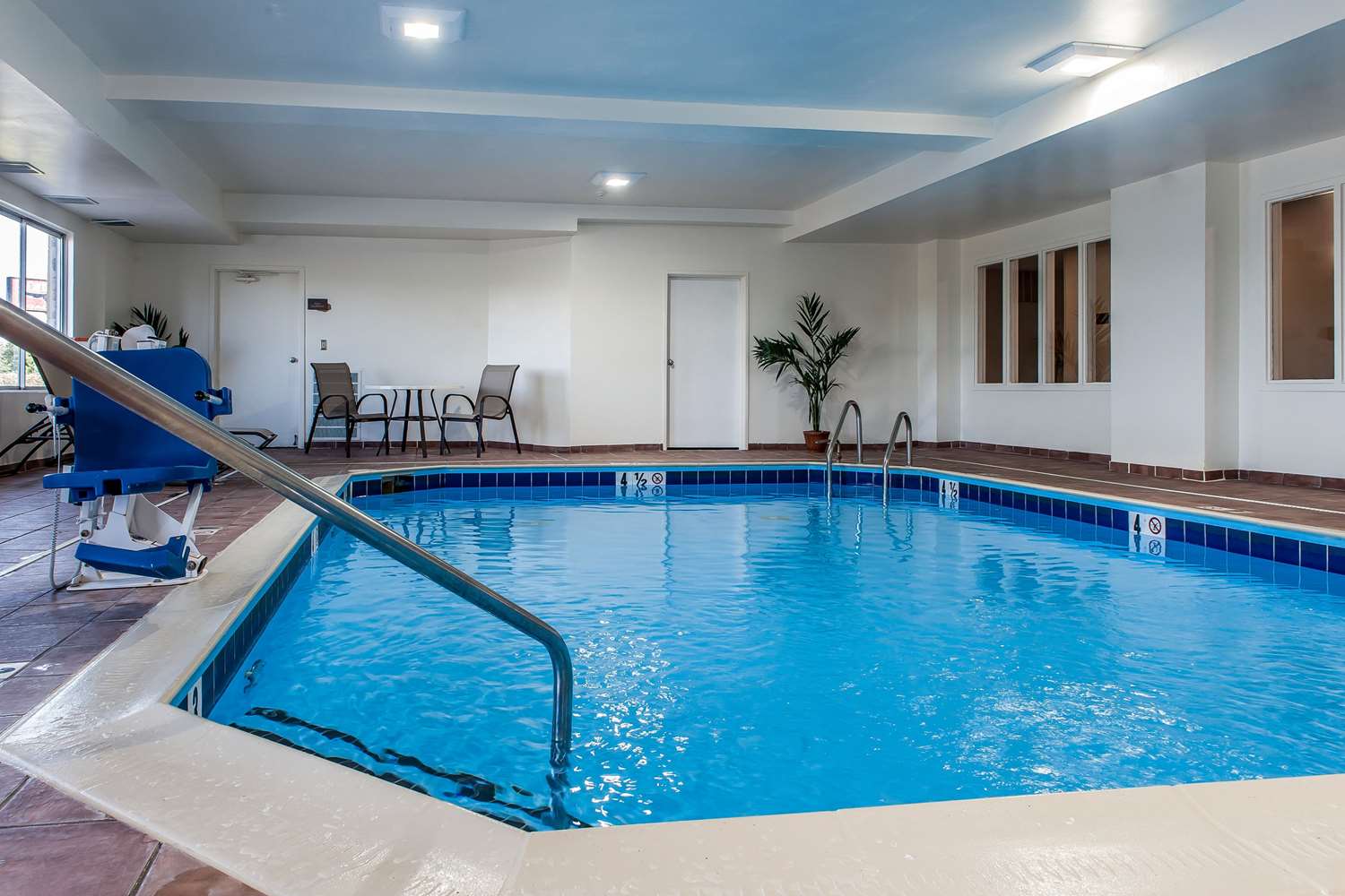 Comfort Inn And Suites Mount Sterling KY 11/21