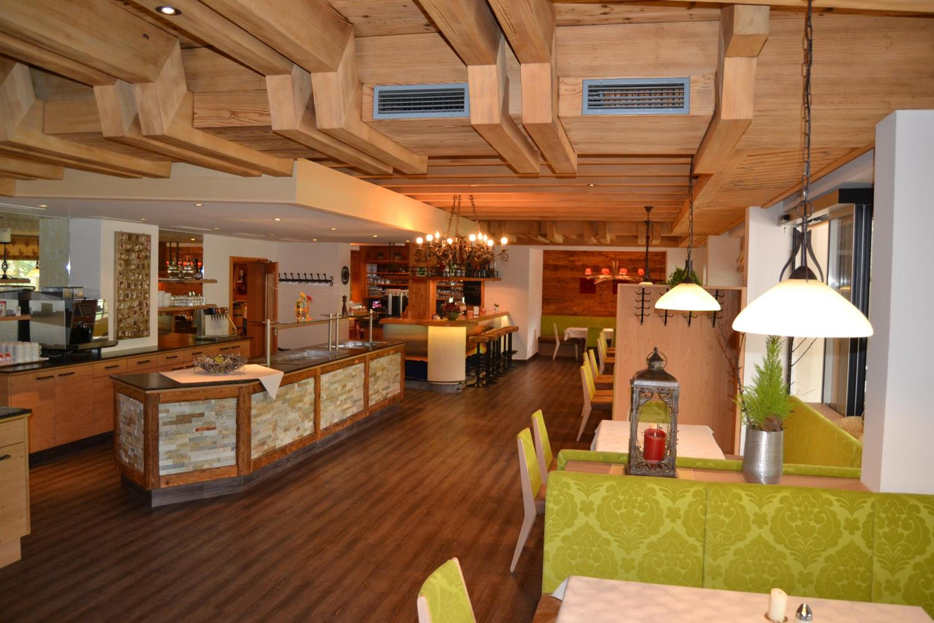 Hotel Alpenblick 10/50