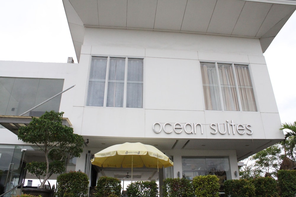 Ocean Suites Boutique Hotel 3/66