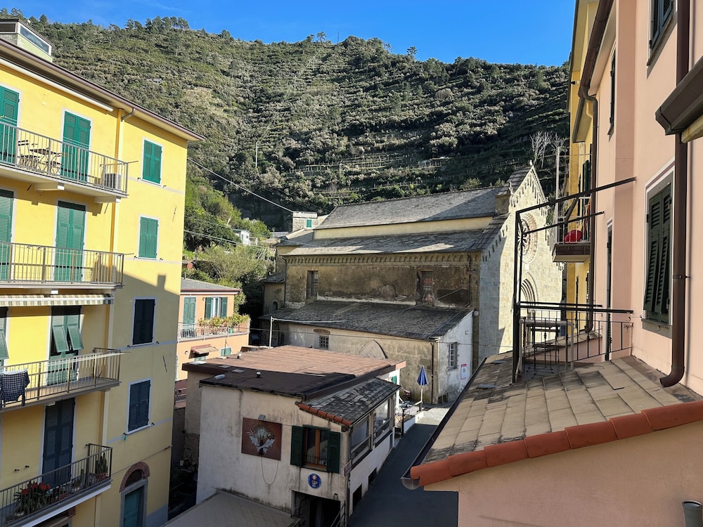 Giovanni Rooms Manarola 41/49