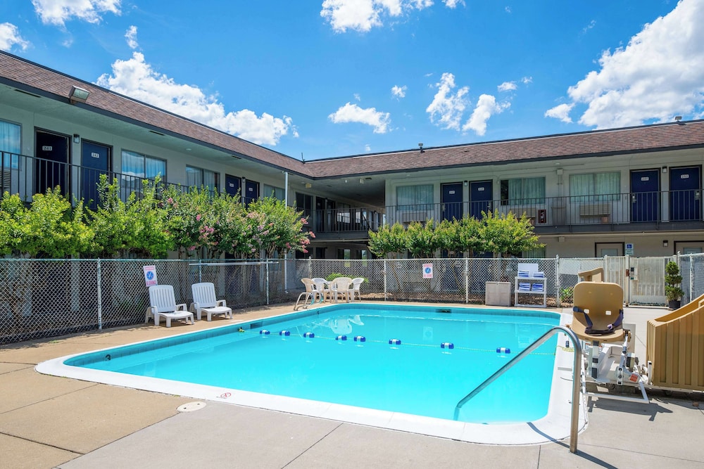Motel6 Sandston, VA - Richmond 39/42