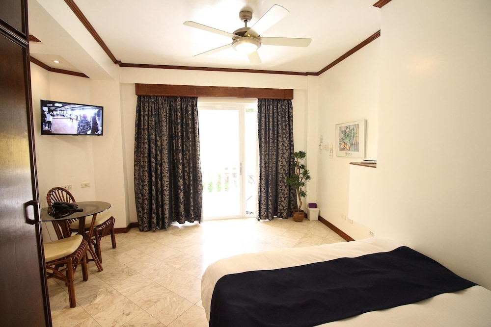 Mermaid Resort 36/70