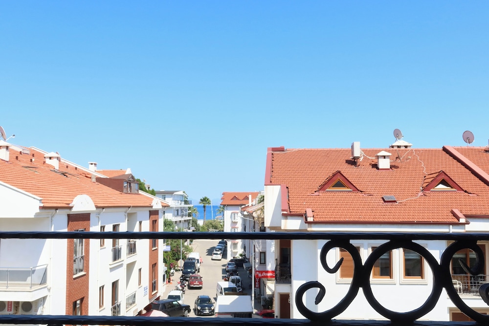 Zephyros City Otel 36/47