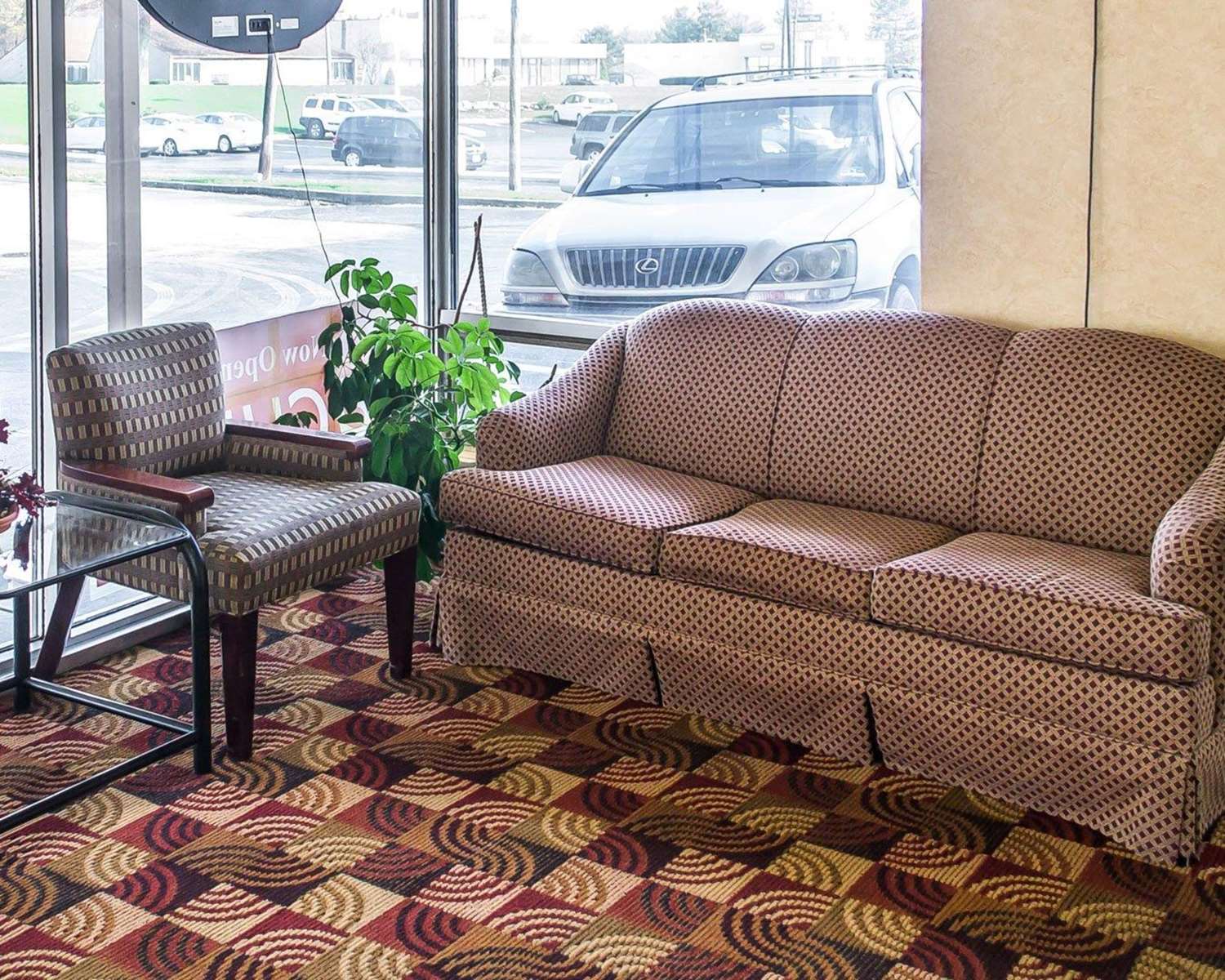 Economy Inn and Suites Warren 17/28