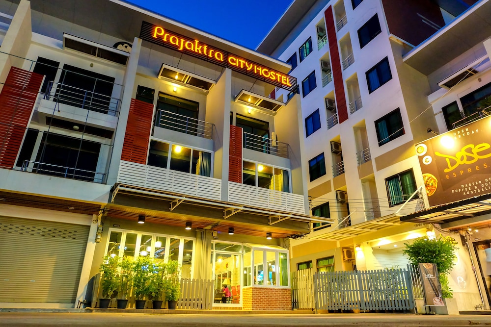 Prajaktra City Hostel 1/45