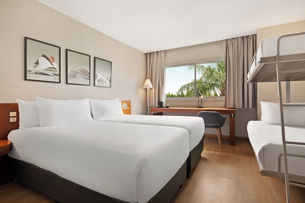 Ramada by Wyndham Valencia Almussafes 21/56