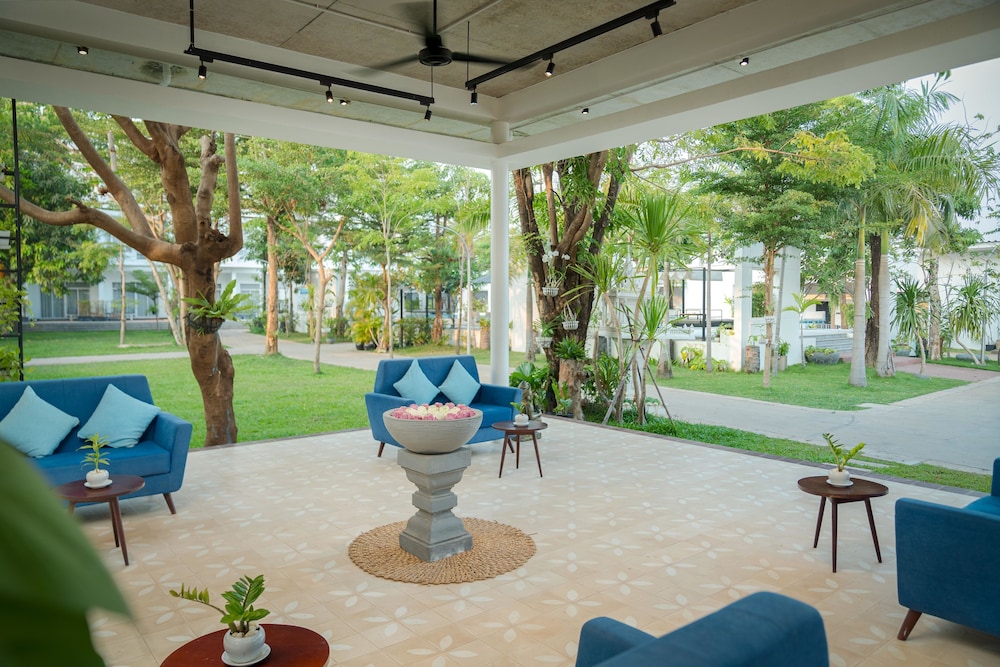 ANGKOR ELYSIUM SUITE 40/50