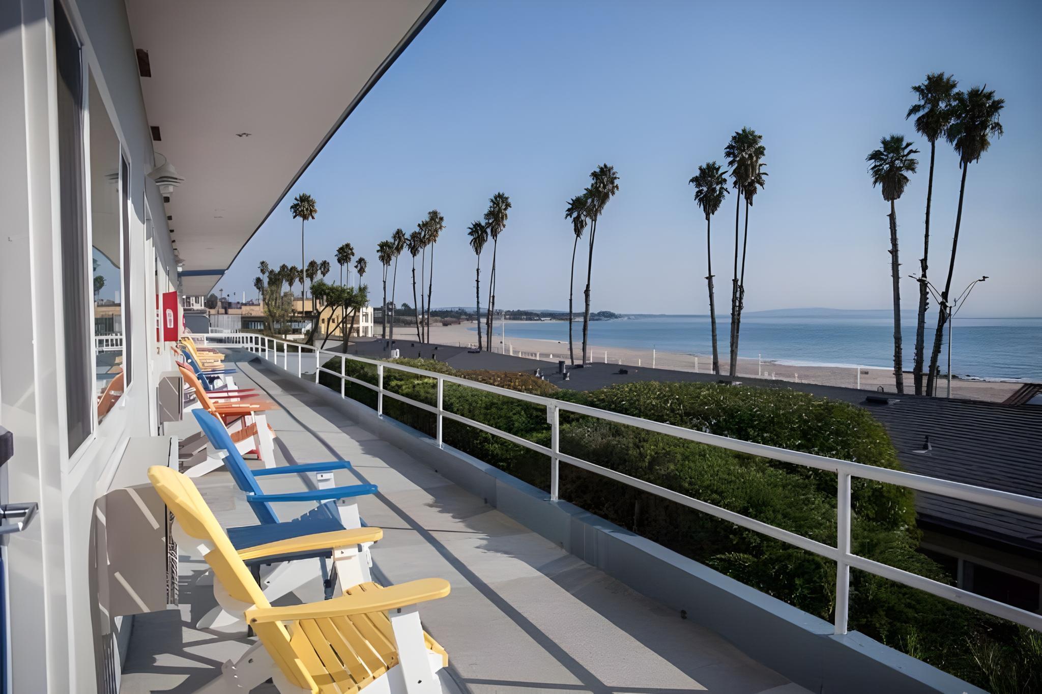 Beach Street Inn And Suites 16/23