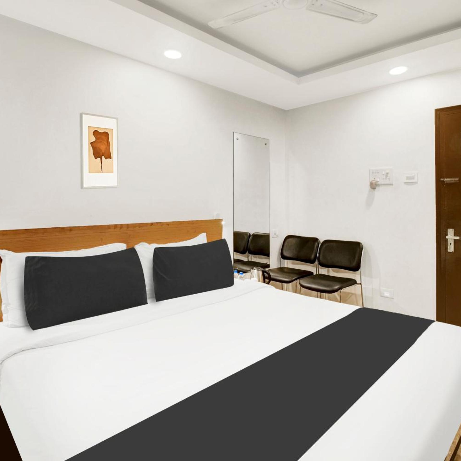 Hotel Grand Majesty 33/53