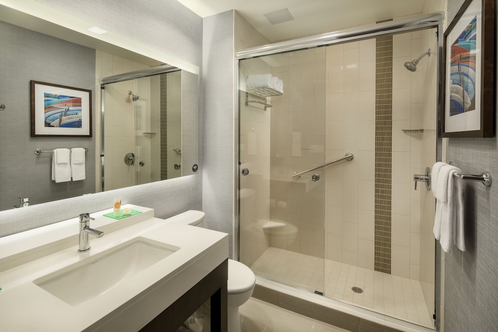 Hyatt Place Santa Cruz 44/49