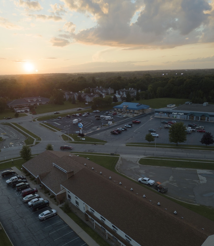 Baymont by Wyndham Waupun 22/31
